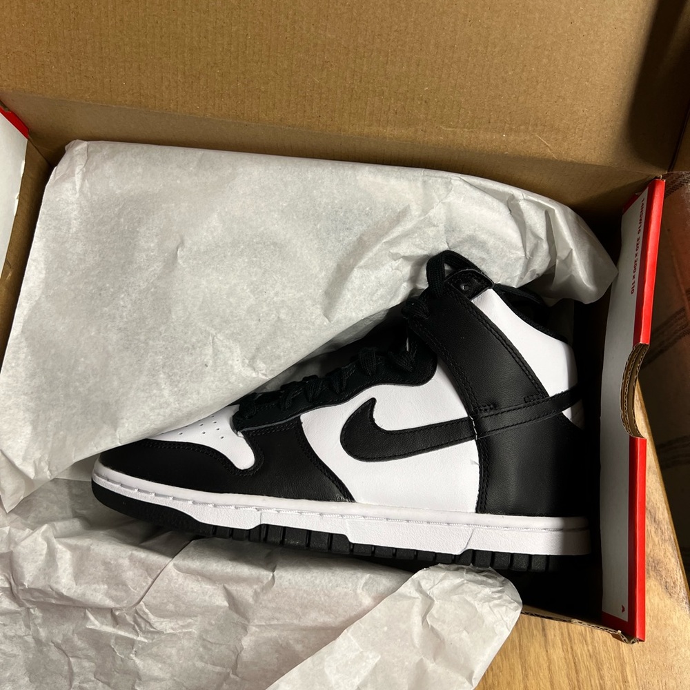 HIGH TOP PANDA DUNK